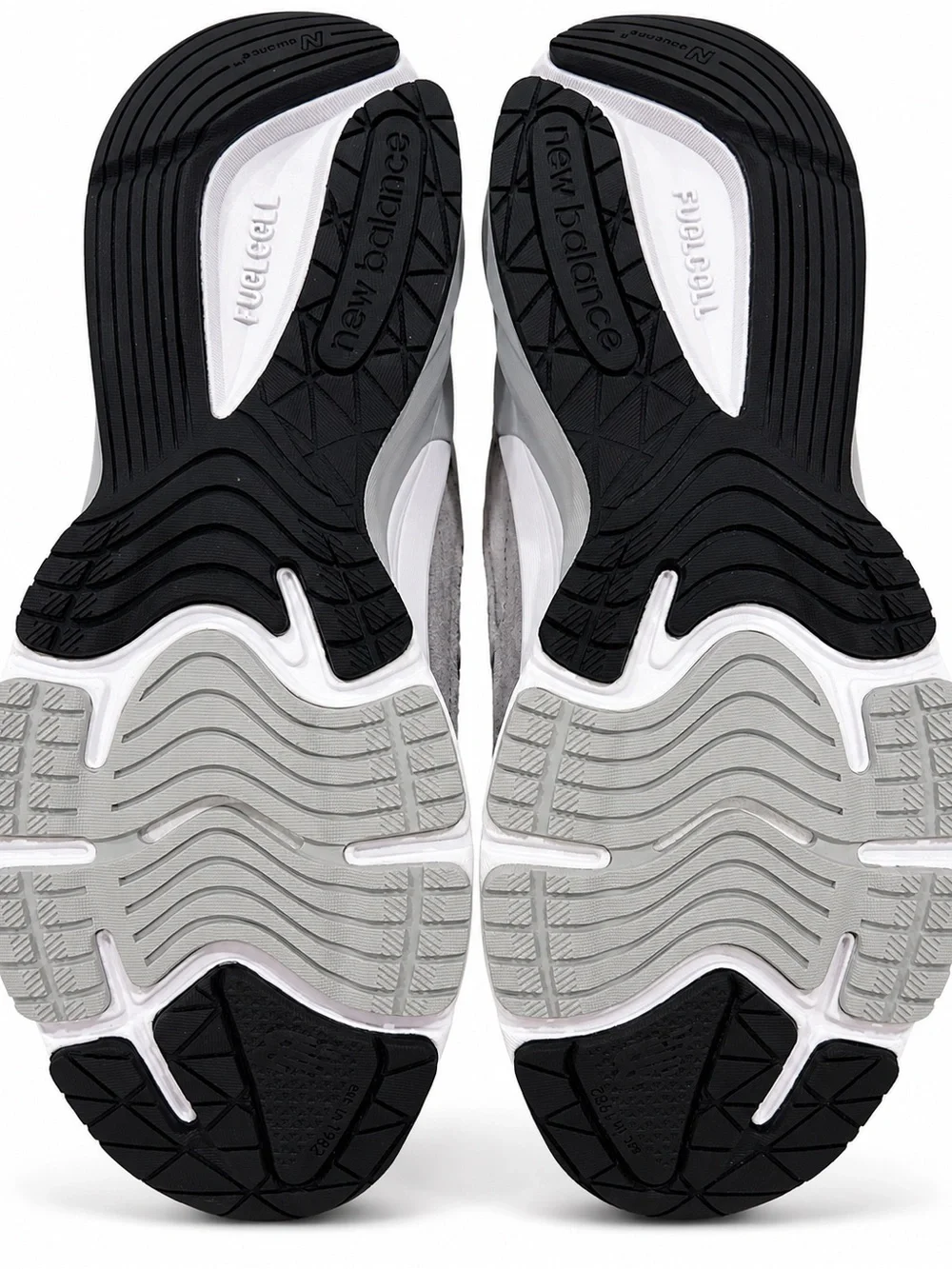 New Balance Grey Mesh & Suede woman’s Sneaker